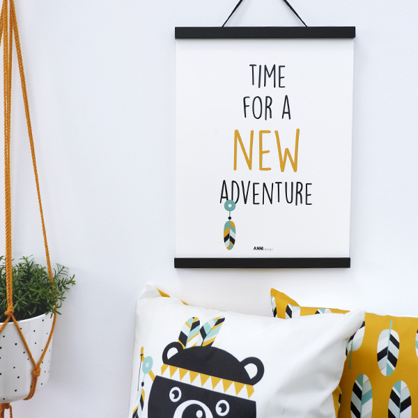 Poster Indiaan New Adventure oker geel ANNIdesign 03