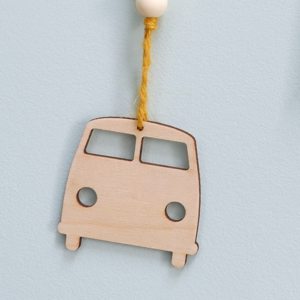 Houten hanger Bus oker geel ANNIdesign 02