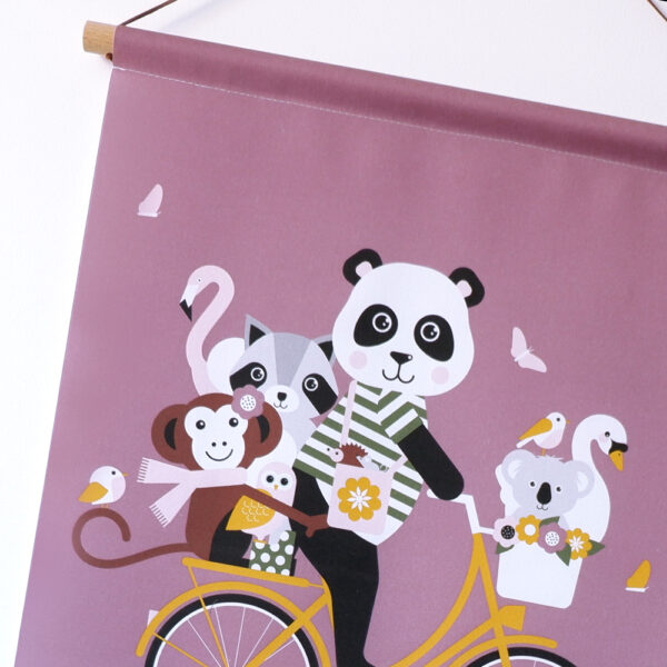 textielposter dieren op de fiets oud paars ANNIdesign 02
