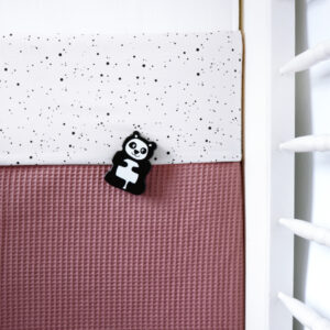 ledikantdeken confetti zwart op wit wafelstof oud paars ANNIdesign 01